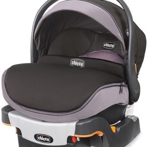 Chicco KeyFit 30 Zip Infant Carseat.